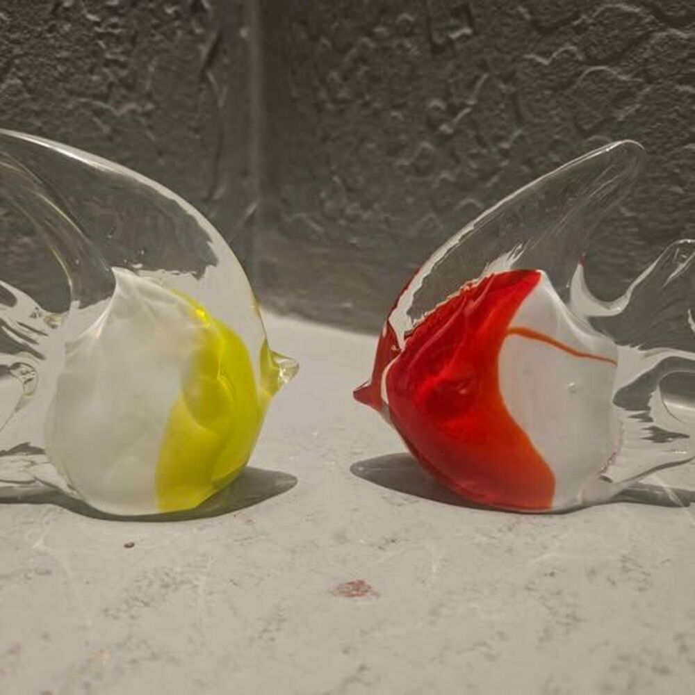 Art Glass Colorful Fish Paper weights Set of 2 2" x 3" Murano